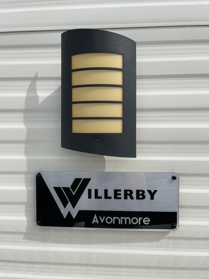 6 Berth Comfy Homely Caravan, Dog Friendly Belton with Browston Exterior foto
